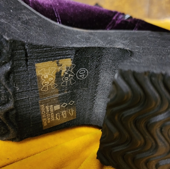 Iron Fist Bat Royalty Boots - size 9 - Picture 3 of 5